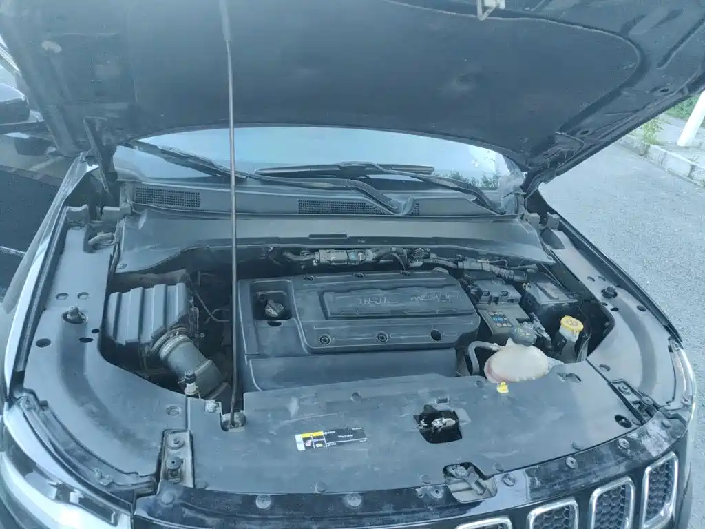 Jeep Compass — фото 11