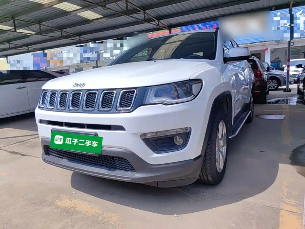 Jeep Compass — фото 2