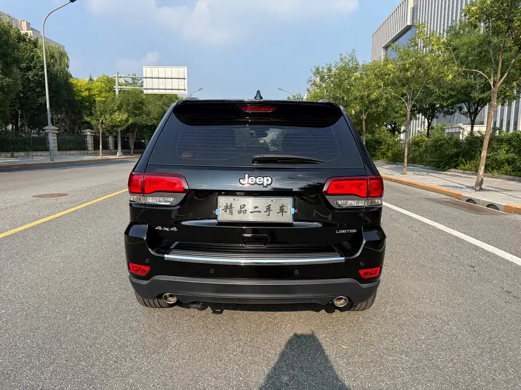 Jeep Grand Cherokee (Import) — фото 7