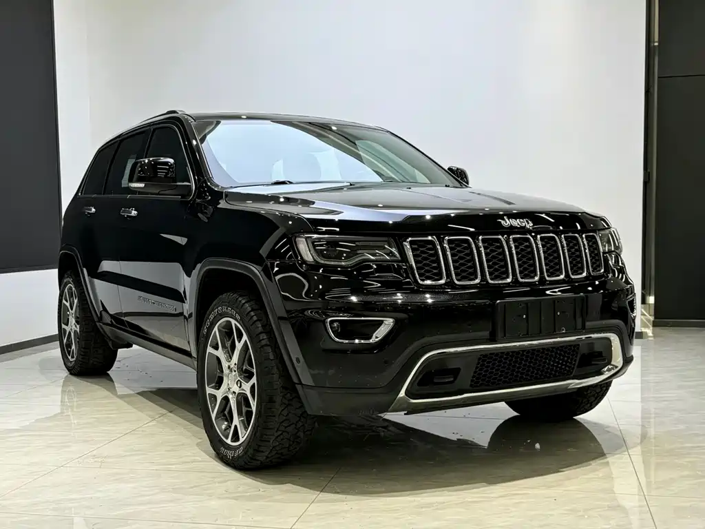 Jeep Grand Cherokee (Import) — фото 2