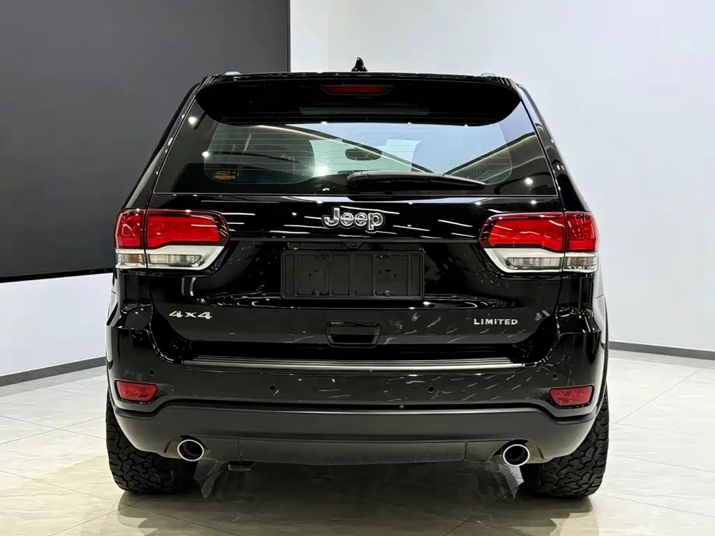 Jeep Grand Cherokee (Import) — фото 6