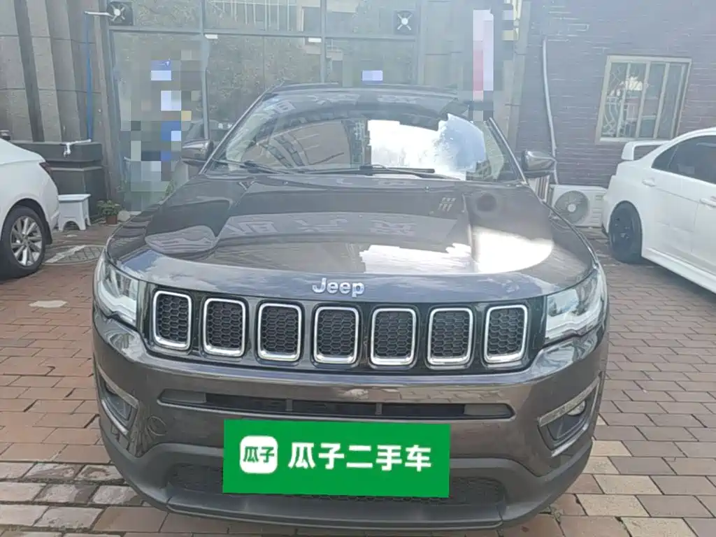 Jeep Compass — фото 3