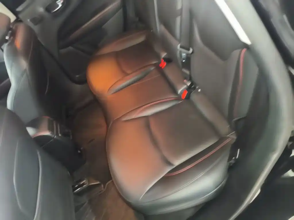 Jeep Compass — фото 17
