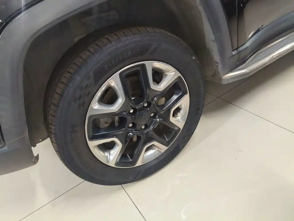Jeep Compass — фото 23