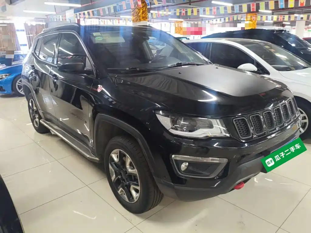 Jeep Compass — фото 4