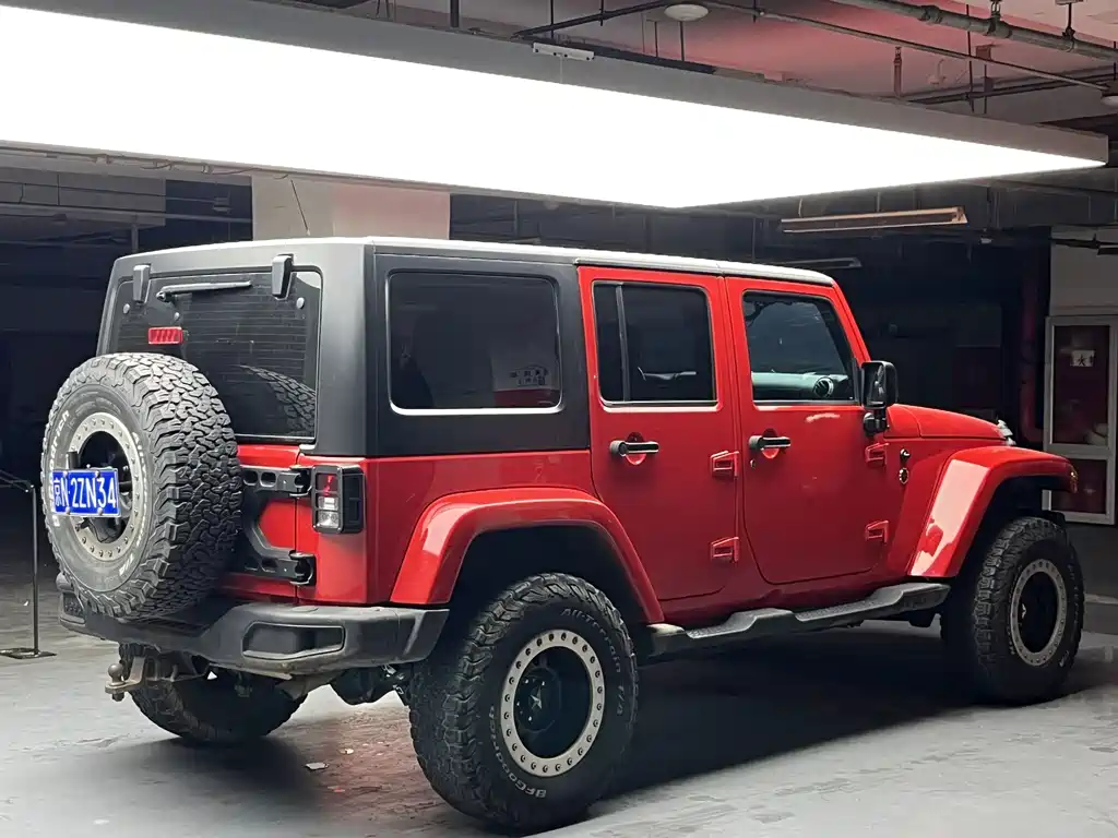 Jeep Wrangler — фото 4