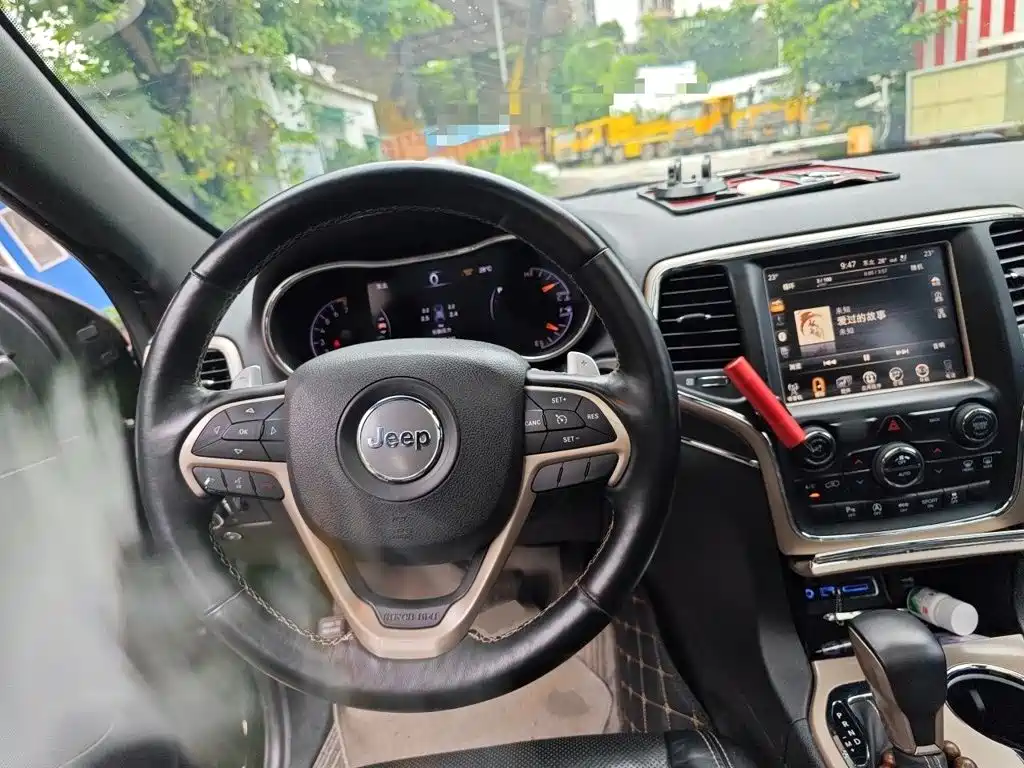 Jeep Grand Cherokee (Import) — фото 3