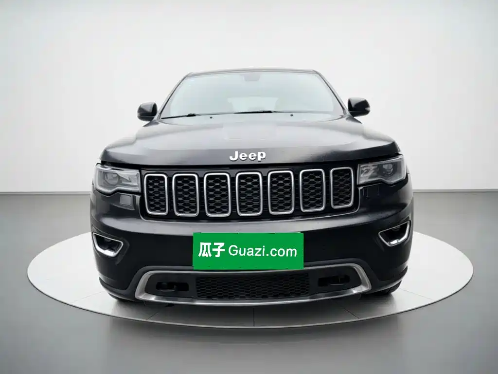 Jeep Grand Cherokee (Import) — фото 24