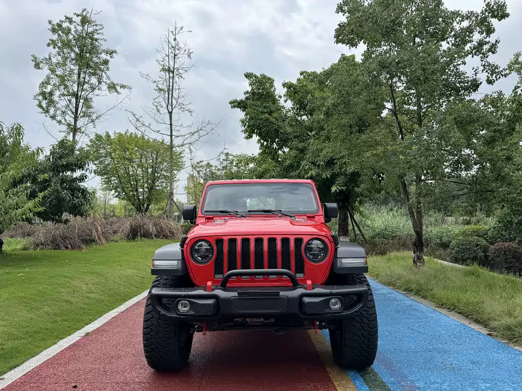 Jeep Wrangler — фото 4