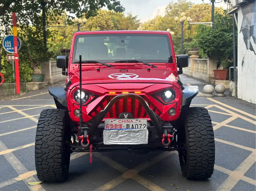 Jeep Wrangler — фото 2