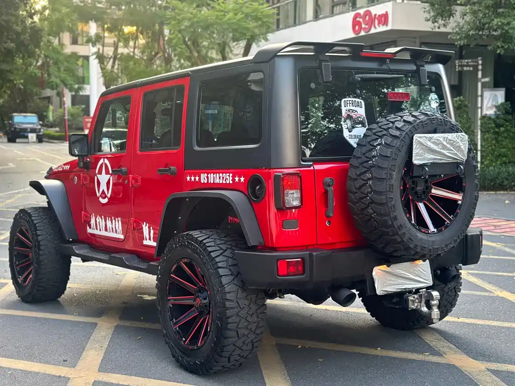 Jeep Wrangler — фото 4