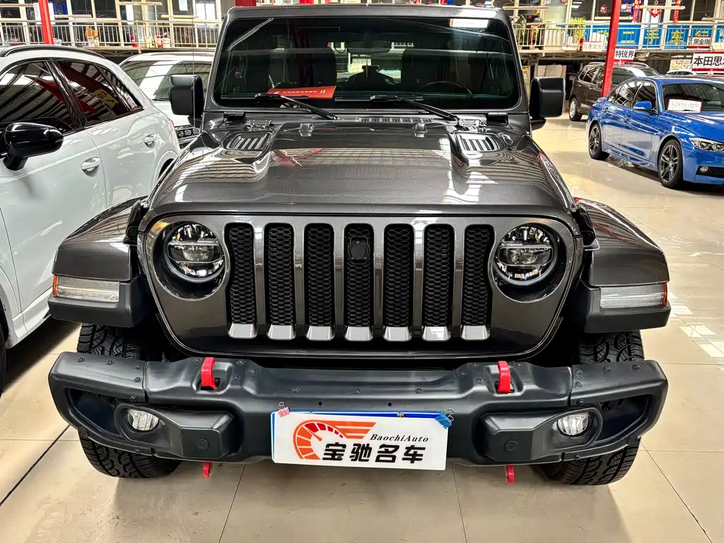 Jeep Wrangler — фото 2