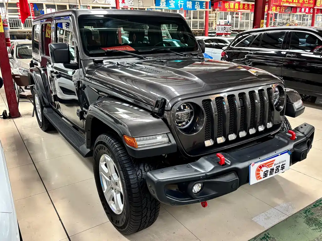 Jeep Wrangler — фото 3
