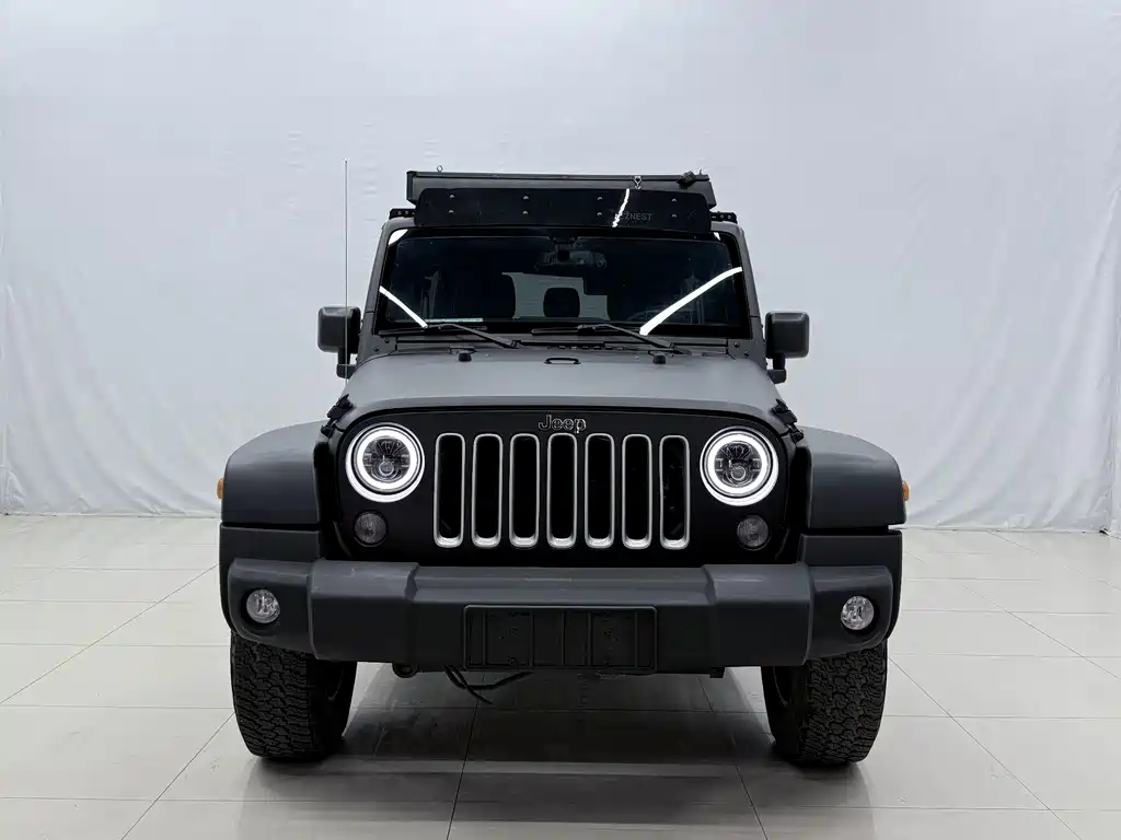 Jeep Wrangler — фото 3