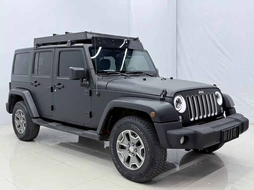 Jeep Wrangler — фото 4