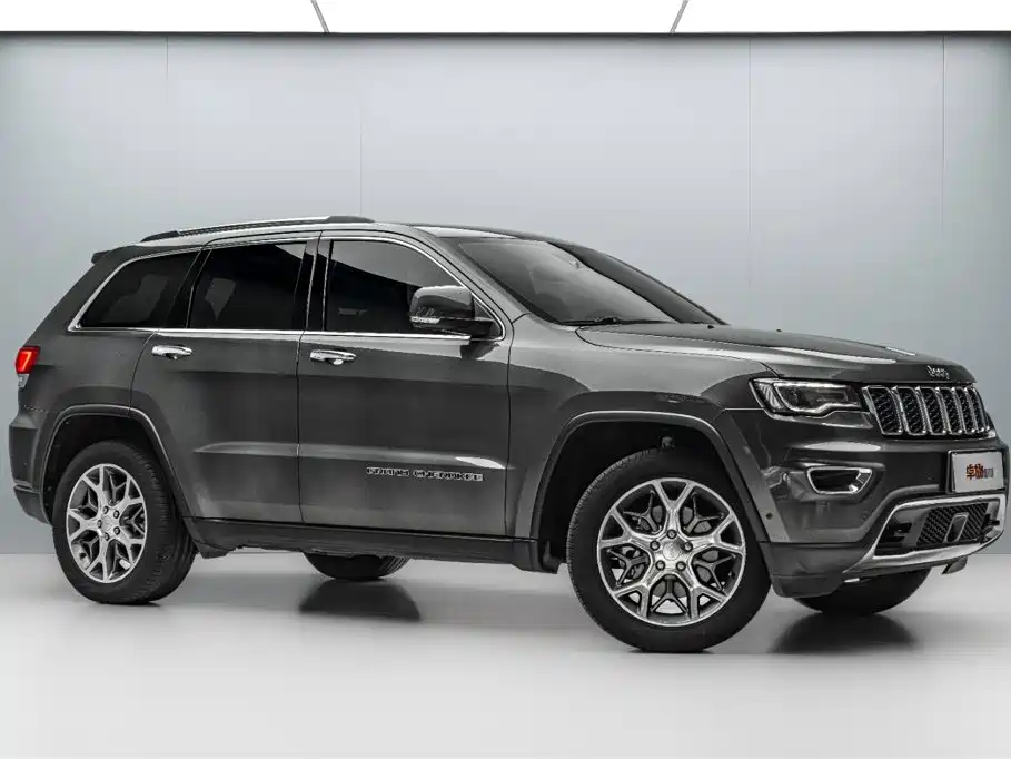 Jeep Grand Cherokee (Import) — фото 3