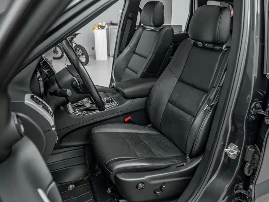 Jeep Grand Cherokee (Import) — фото 23