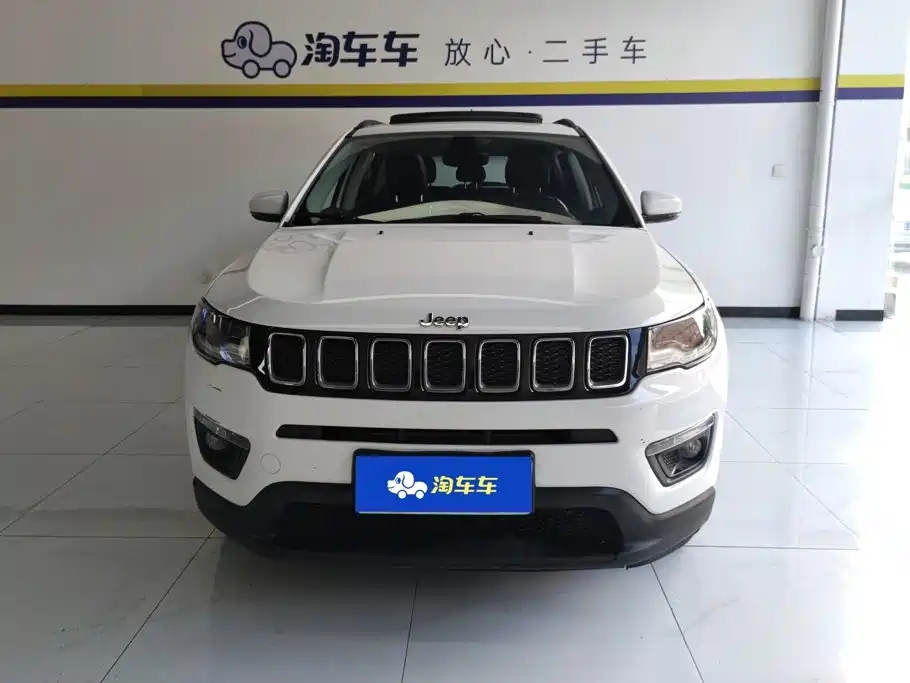 Jeep Compass — фото 2