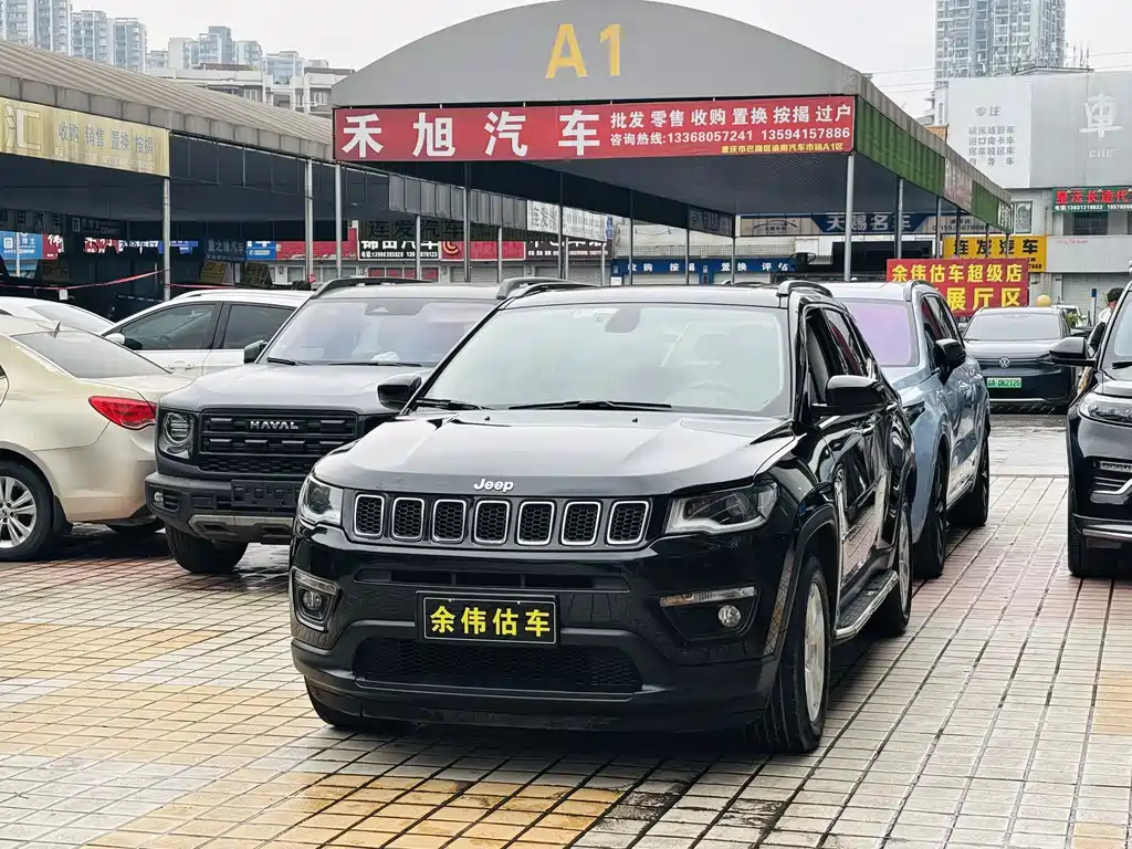 Jeep Compass — фото 3