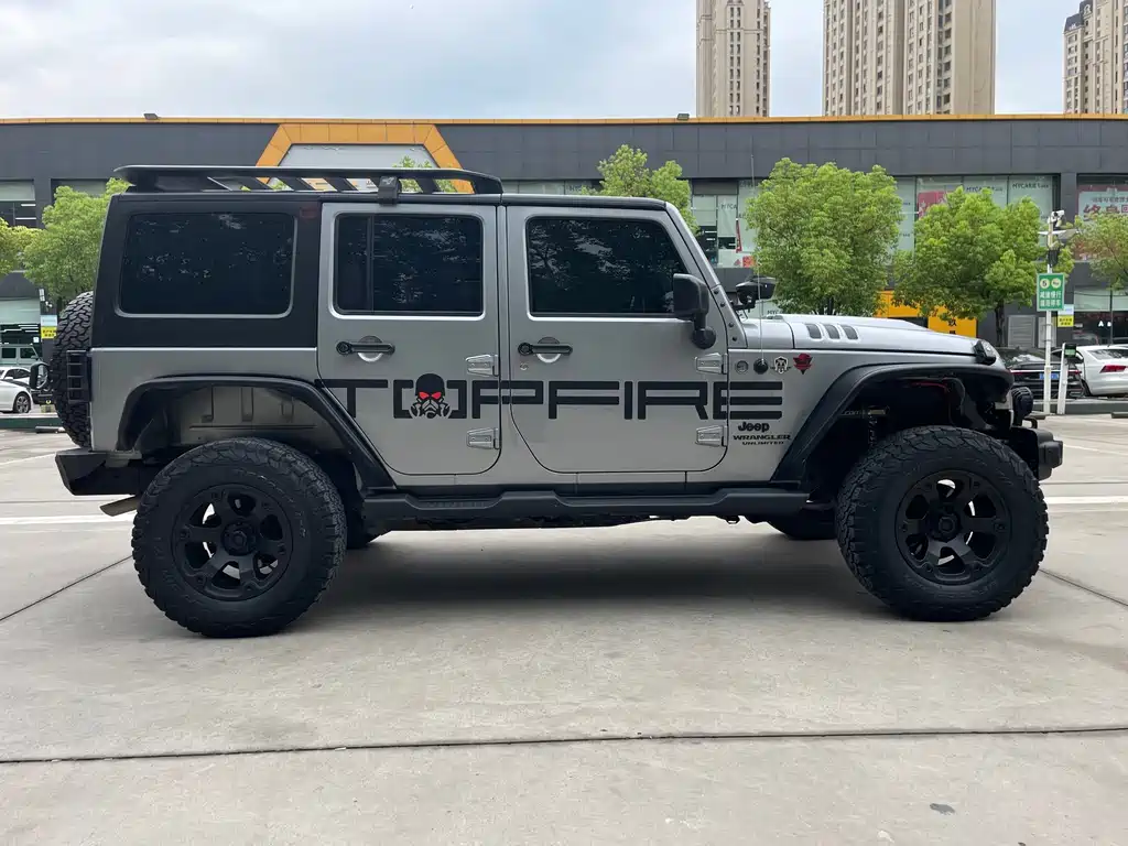 Jeep Wrangler — фото 3