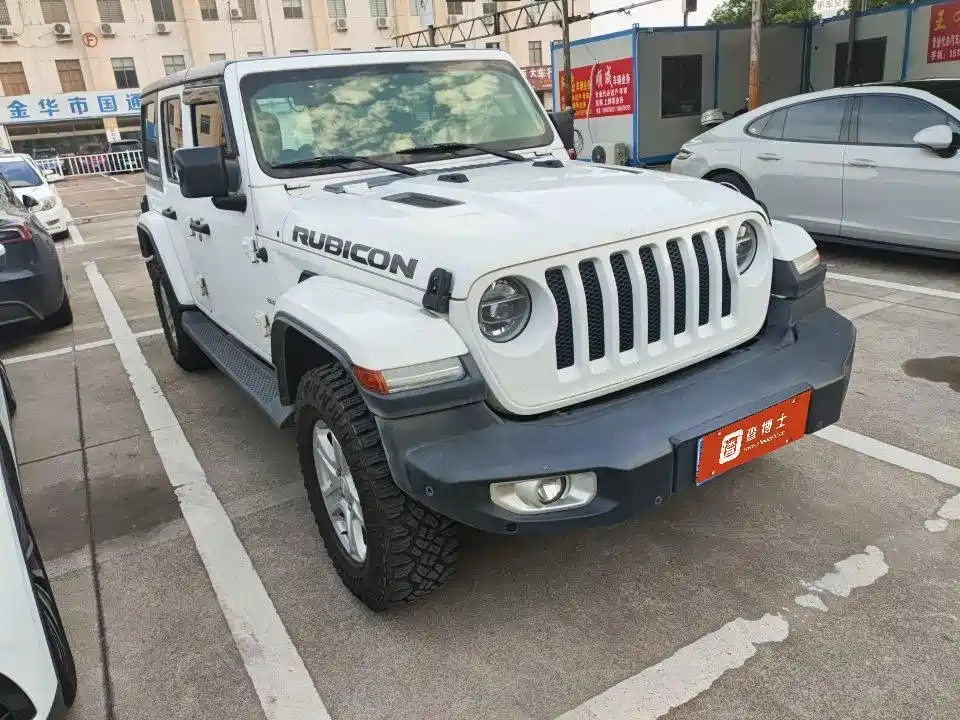 Jeep Wrangler — фото 5