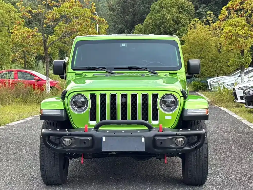 Jeep Wrangler — фото 2