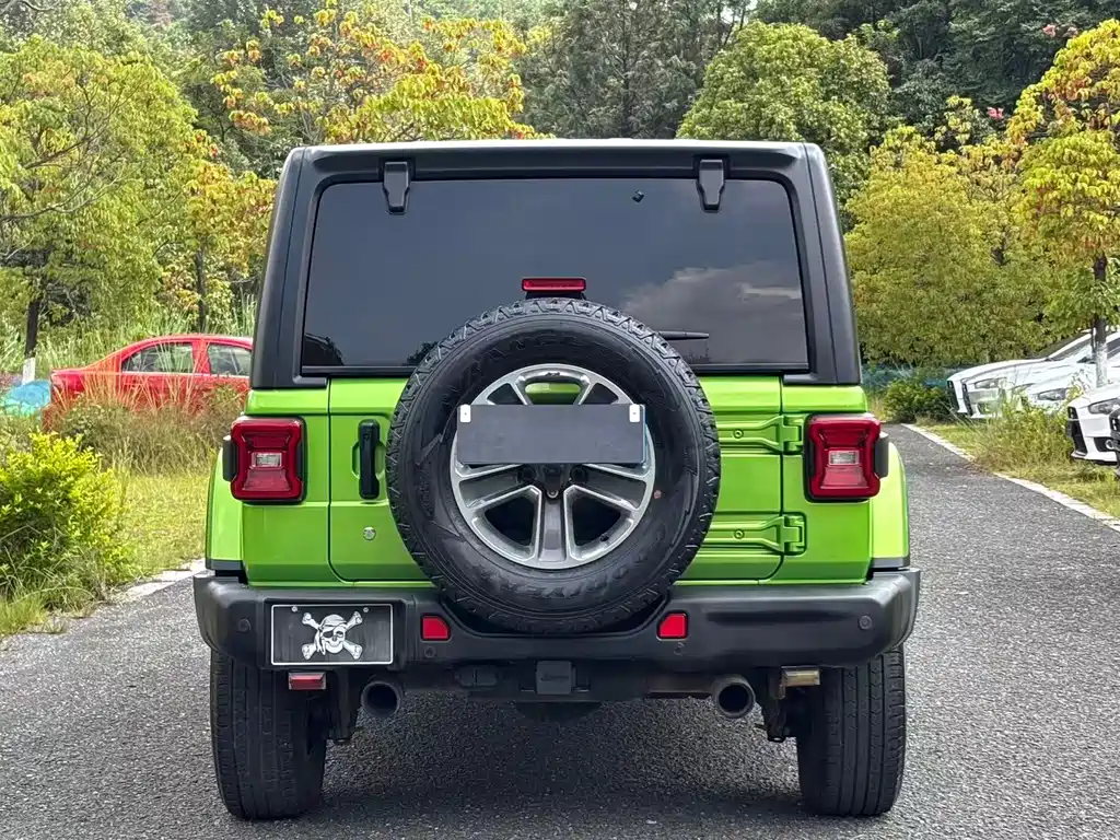 Jeep Wrangler — фото 5