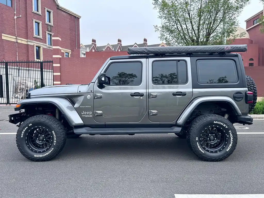 Jeep Wrangler — фото 4