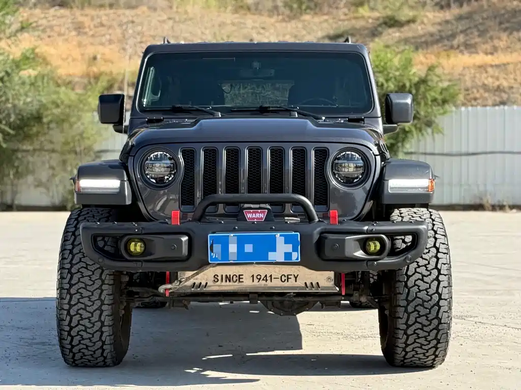 Jeep Wrangler — фото 2
