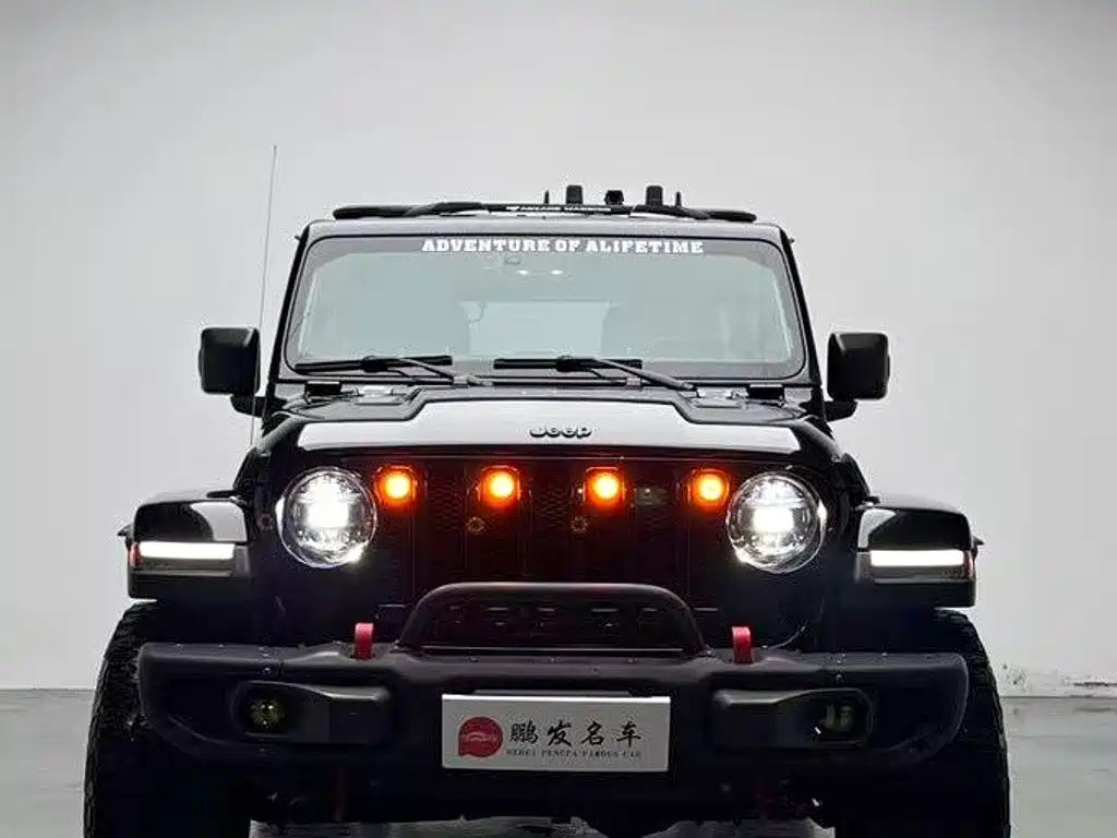 Jeep Wrangler — фото 2