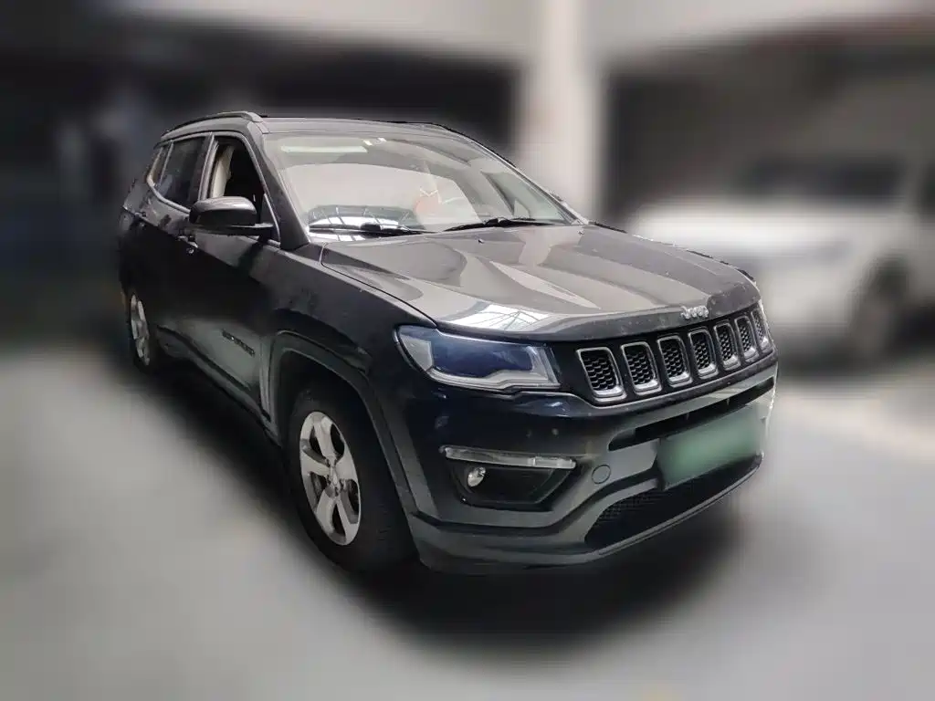 Jeep Compass — фото 24