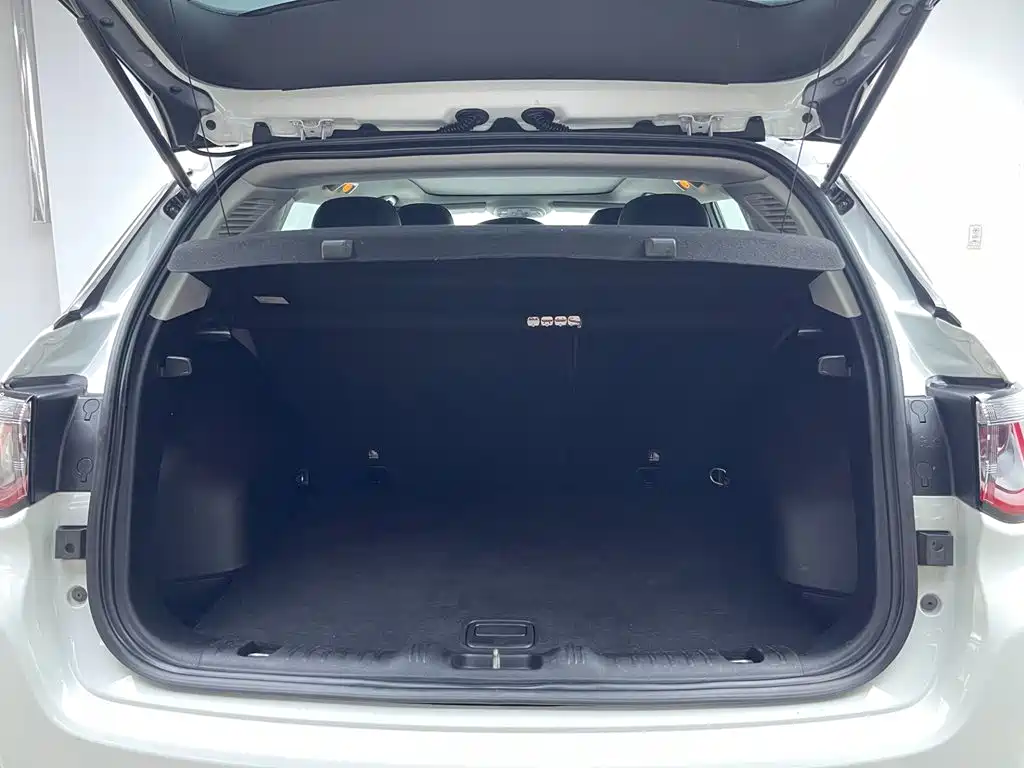 Jeep Compass — фото 10