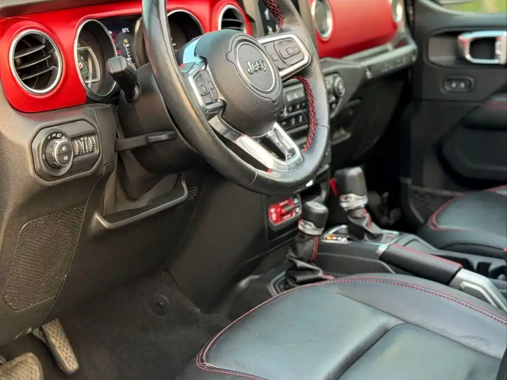 Jeep Wrangler — фото 4