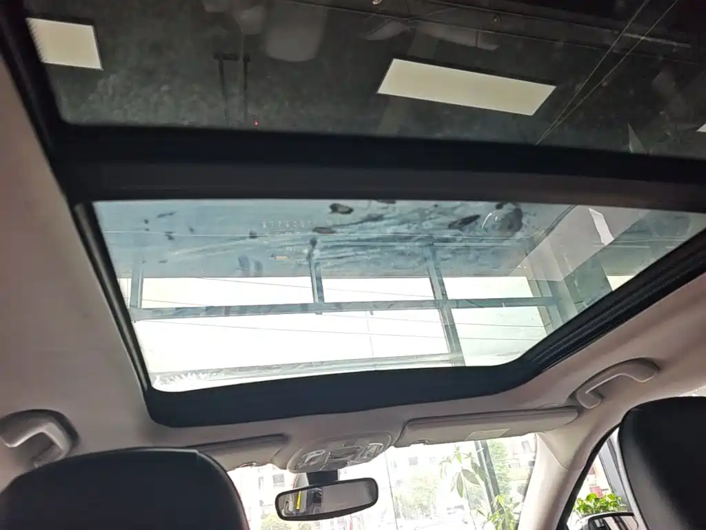Jeep Compass — фото 14