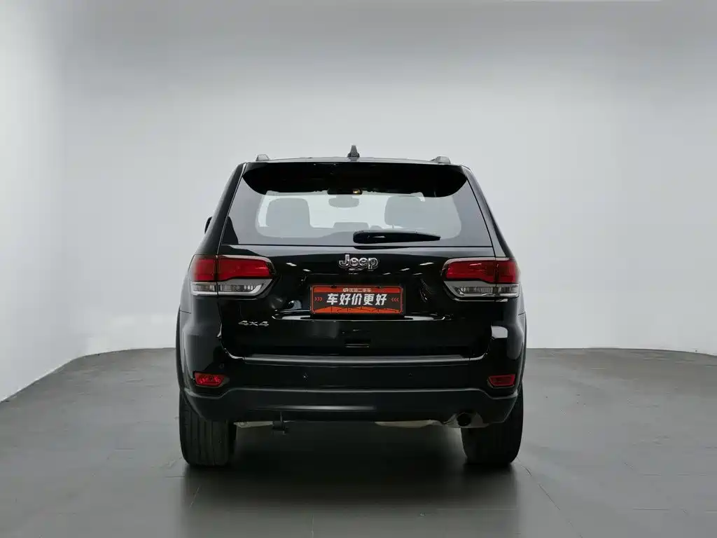 Jeep Grand Cherokee (Import) — фото 4