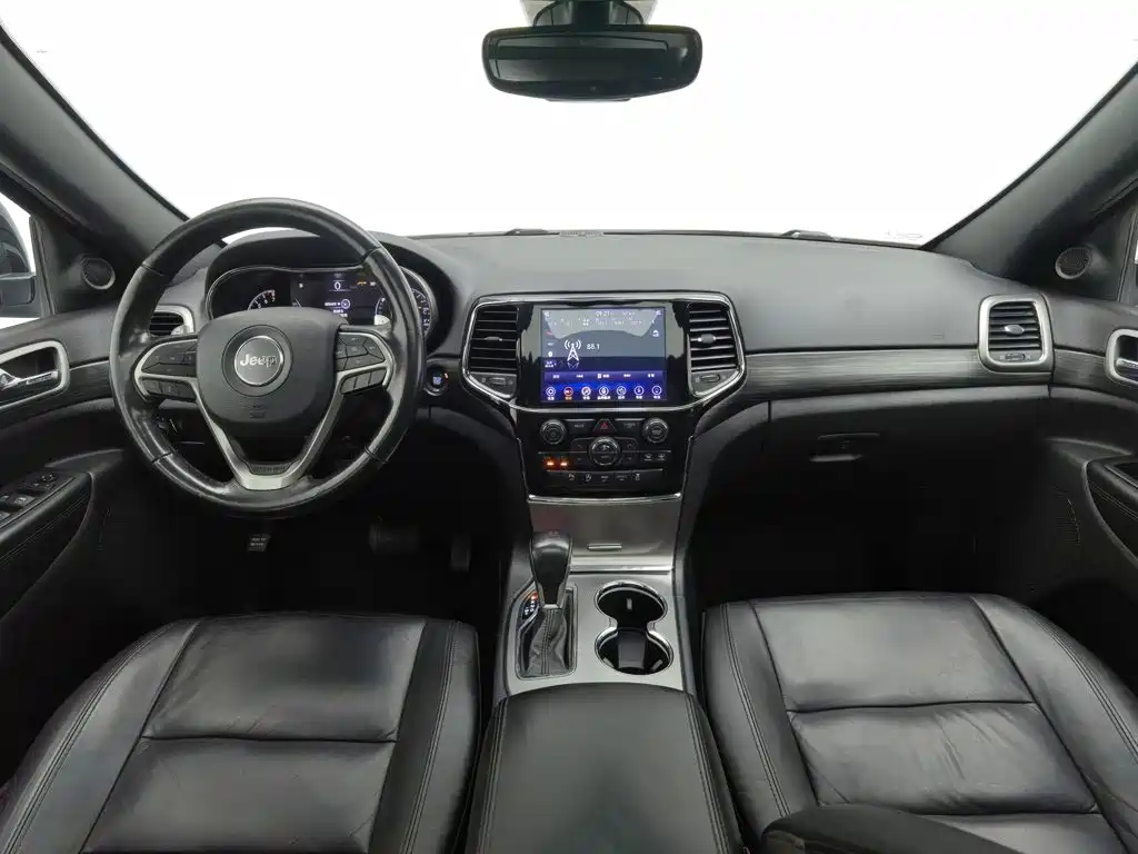 Jeep Grand Cherokee (Import) — фото 5