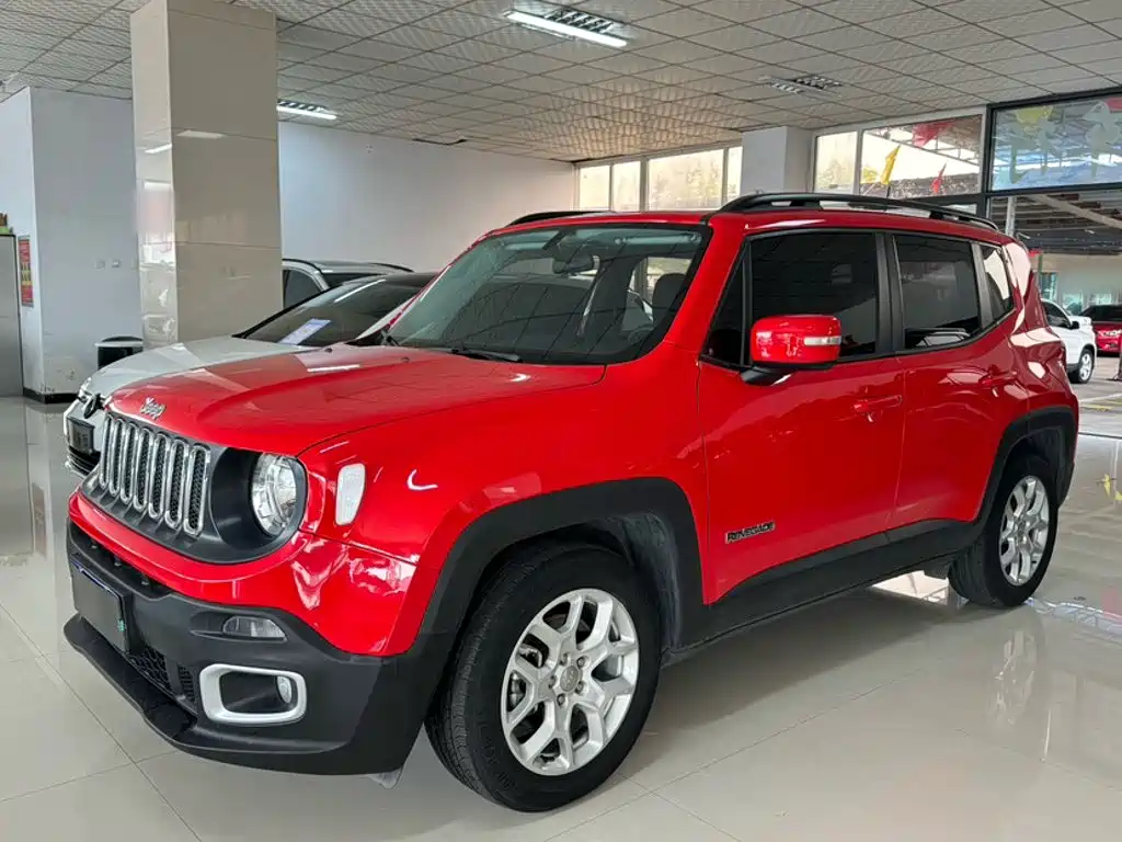 Jeep Renegade — фото 2