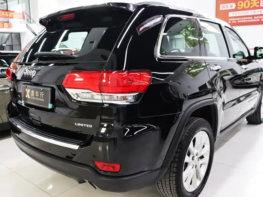 Jeep Grand Cherokee (Import) — фото 6