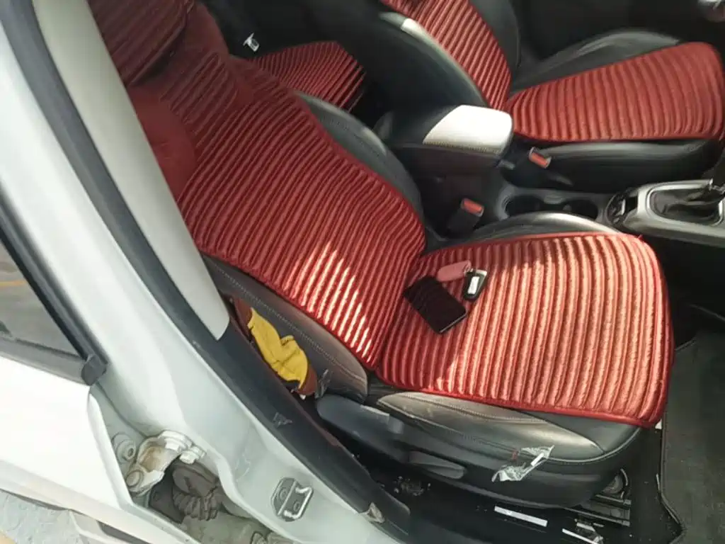 Jeep Compass — фото 25