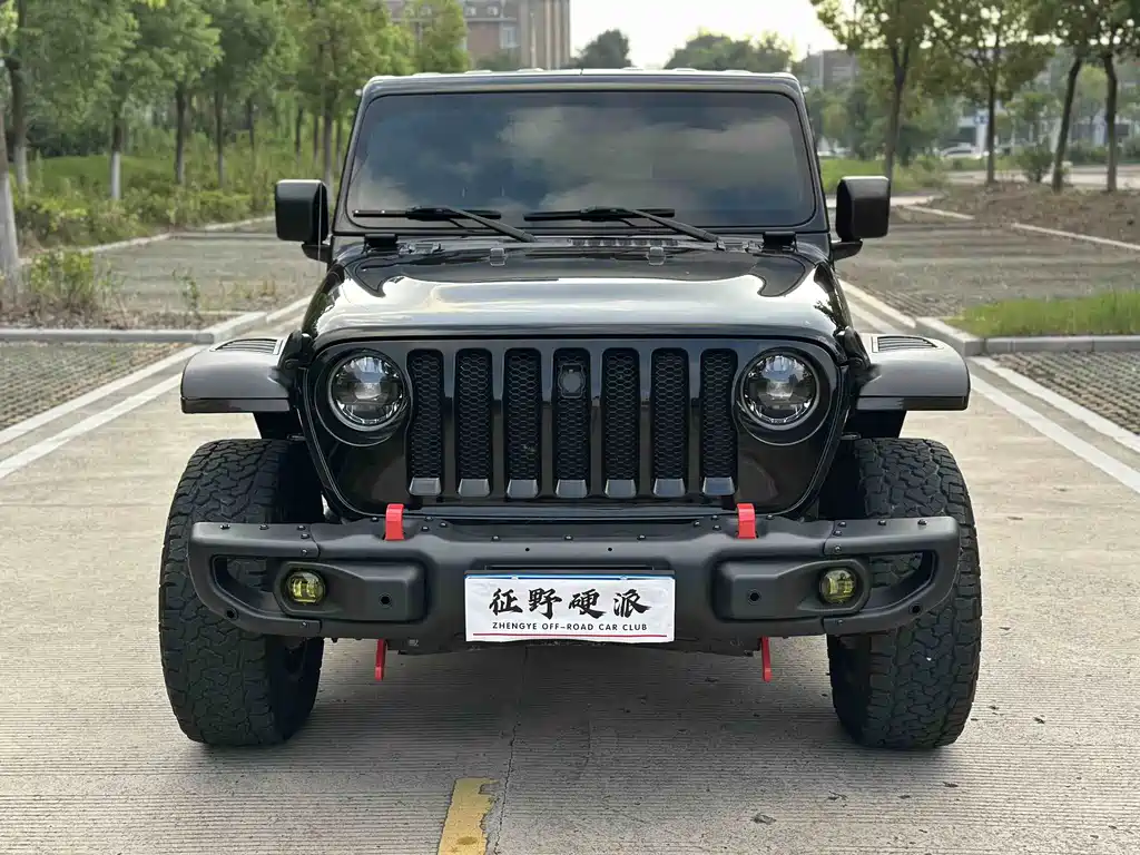 Jeep Wrangler — фото 2