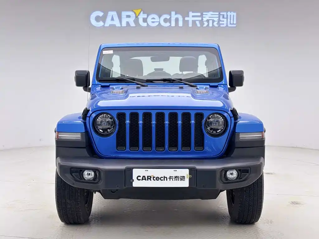 Jeep Wrangler — фото 3