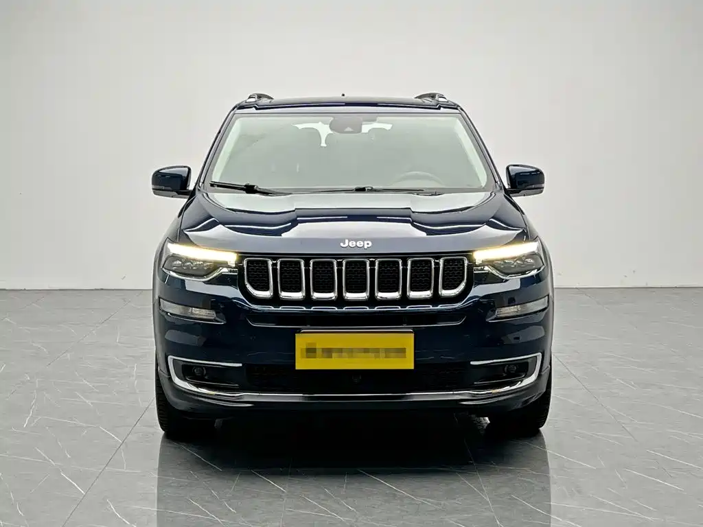 Jeep Grand Commander — фото 2