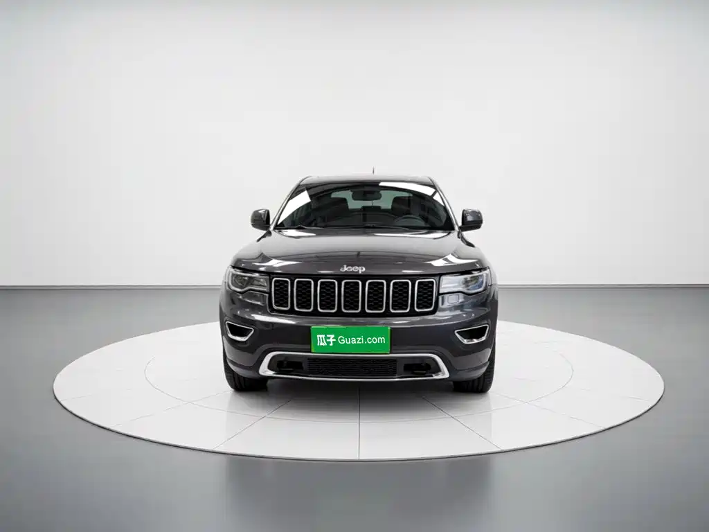 Jeep Grand Cherokee (Import) — фото 24