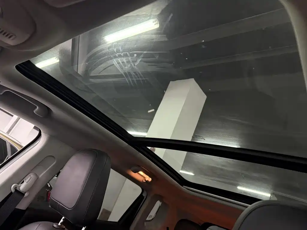 Jeep Compass — фото 13