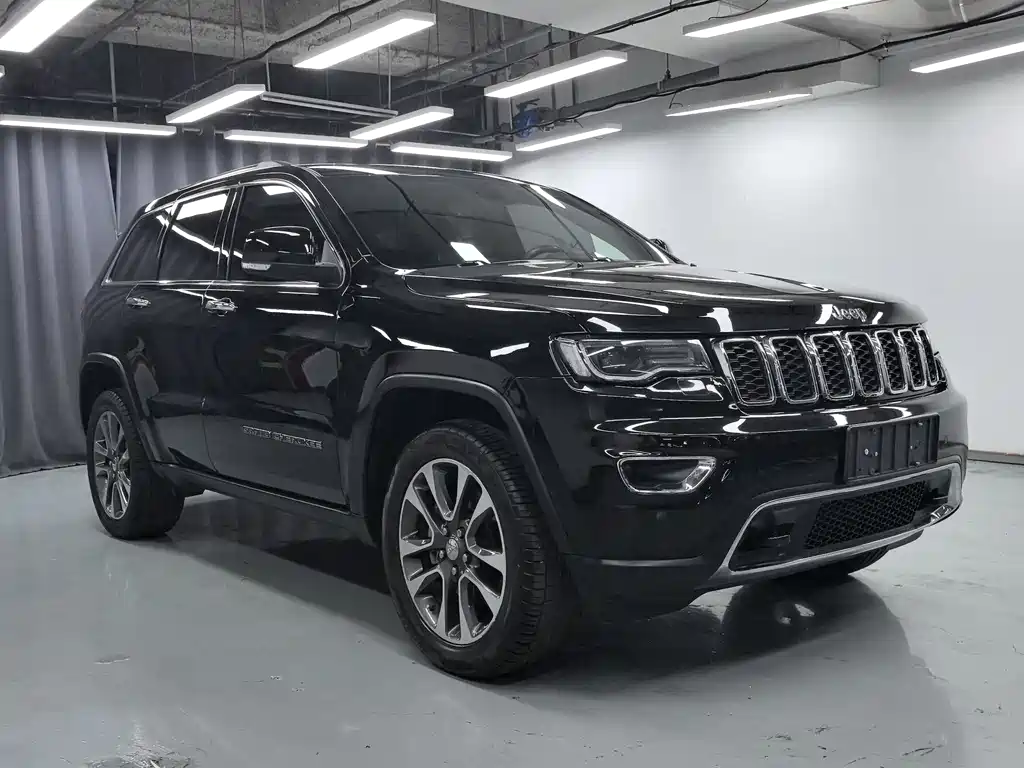 Jeep Grand Cherokee (Import) — фото 3