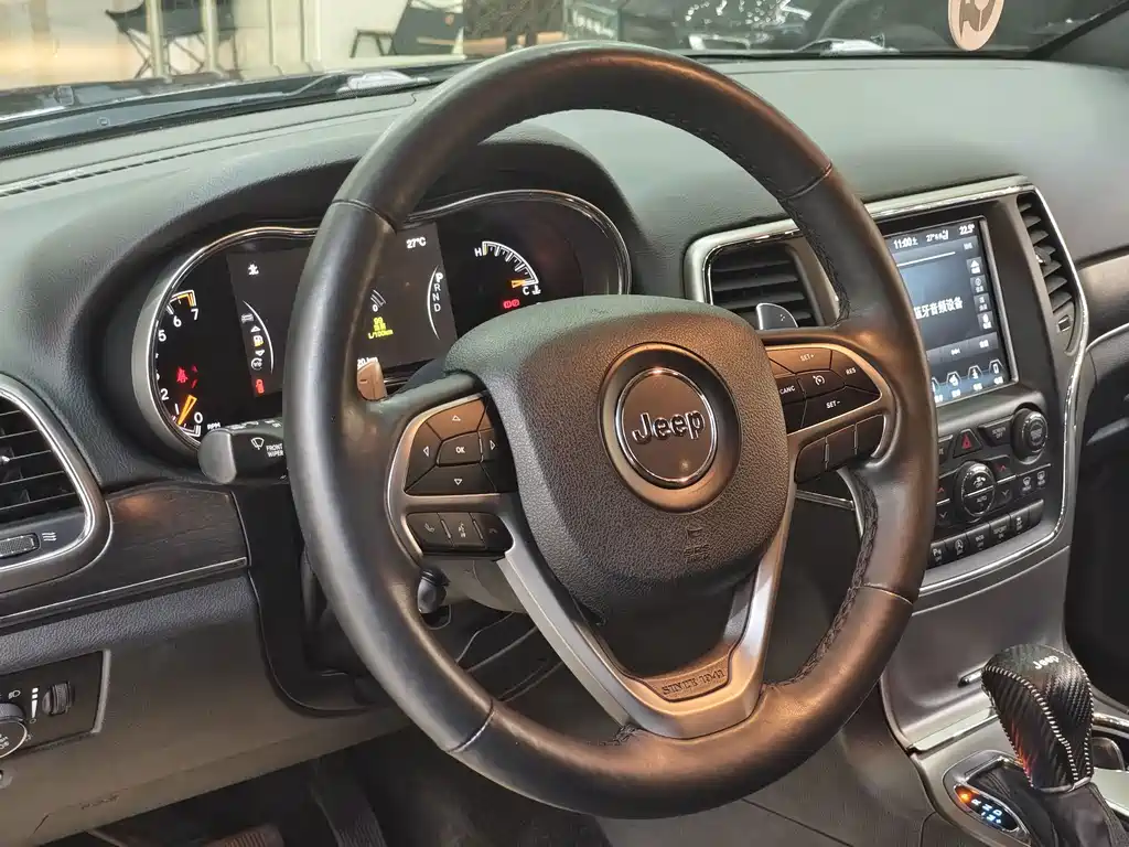 Jeep Grand Cherokee (Import) — фото 6