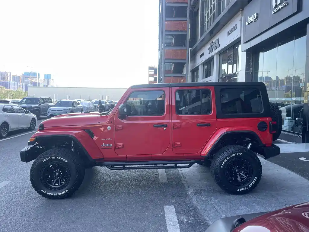Jeep Wrangler — фото 4