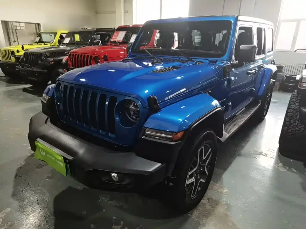 Jeep Wrangler PHEV — фото 2