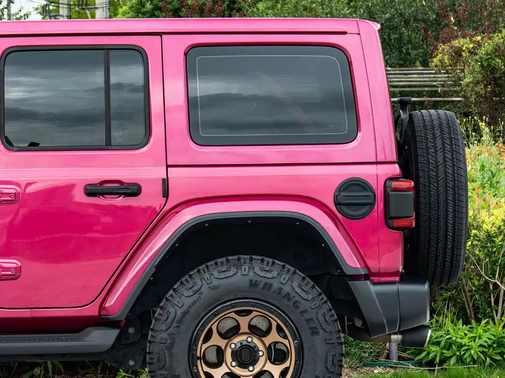 Jeep Wrangler — фото 7