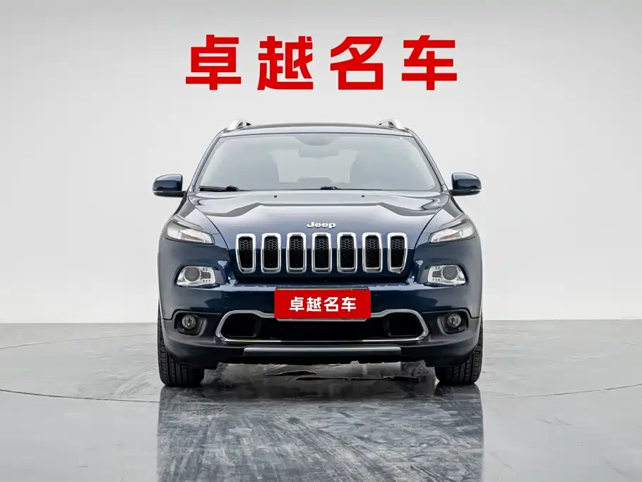 Jeep Cherokee — фото 2